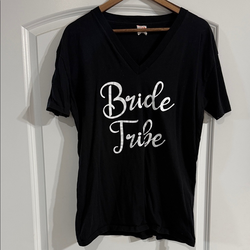 Elegant Black 'Bride Tribe' V-Neck Tee